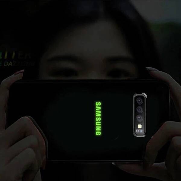 Galaxy S10 Plus Radium Glow Light Illuminated Logo 3D Case